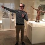 Stephen posting in the same manner as a statue at the Met